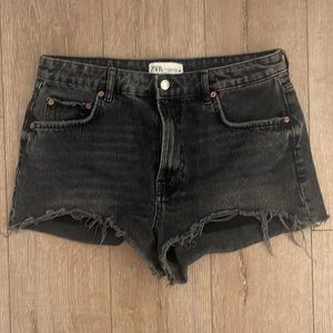 Zara The High Waist Short in Black